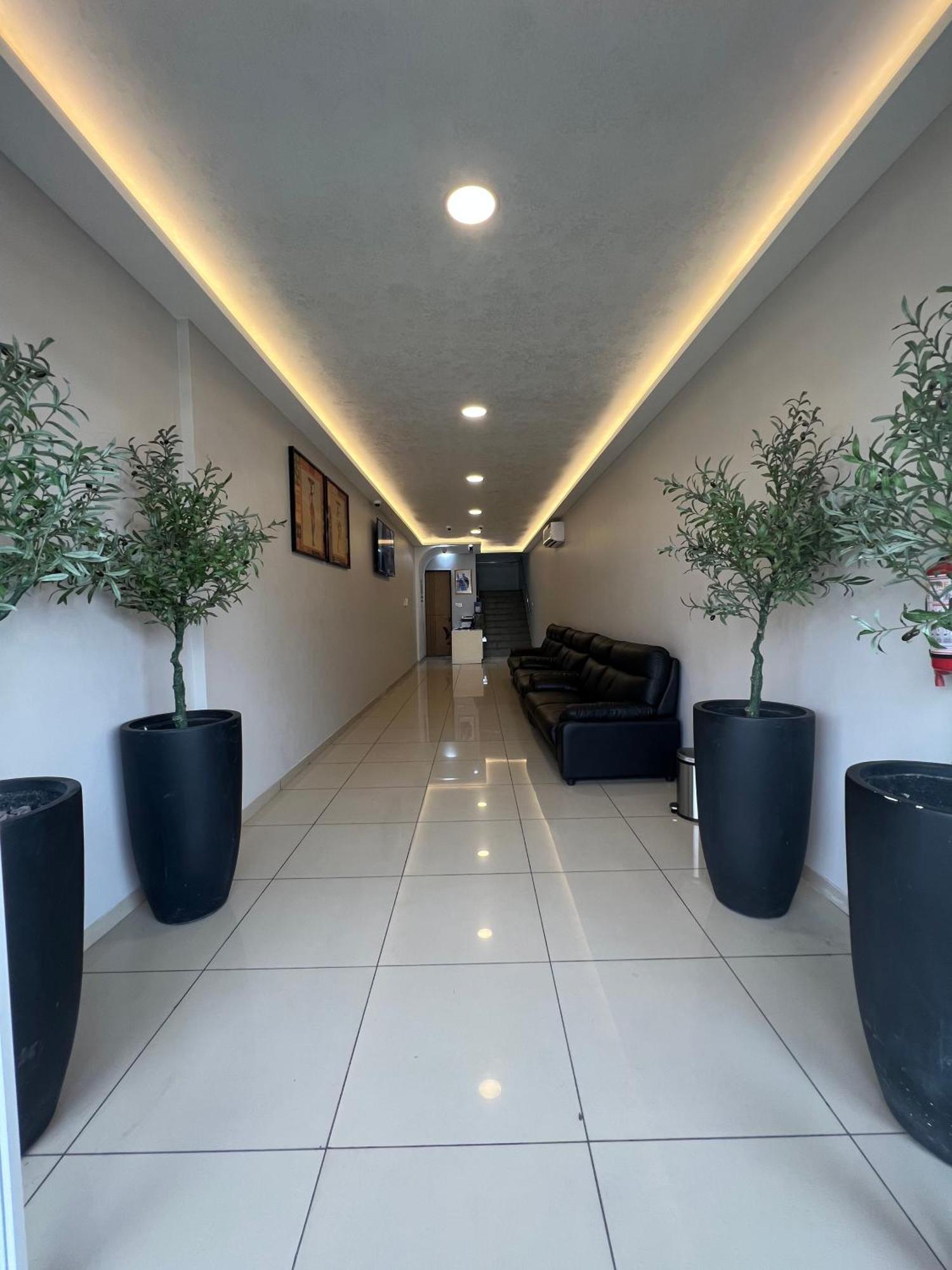 Ixoras Hotel Victoire Kinshasa Exteriér fotografie